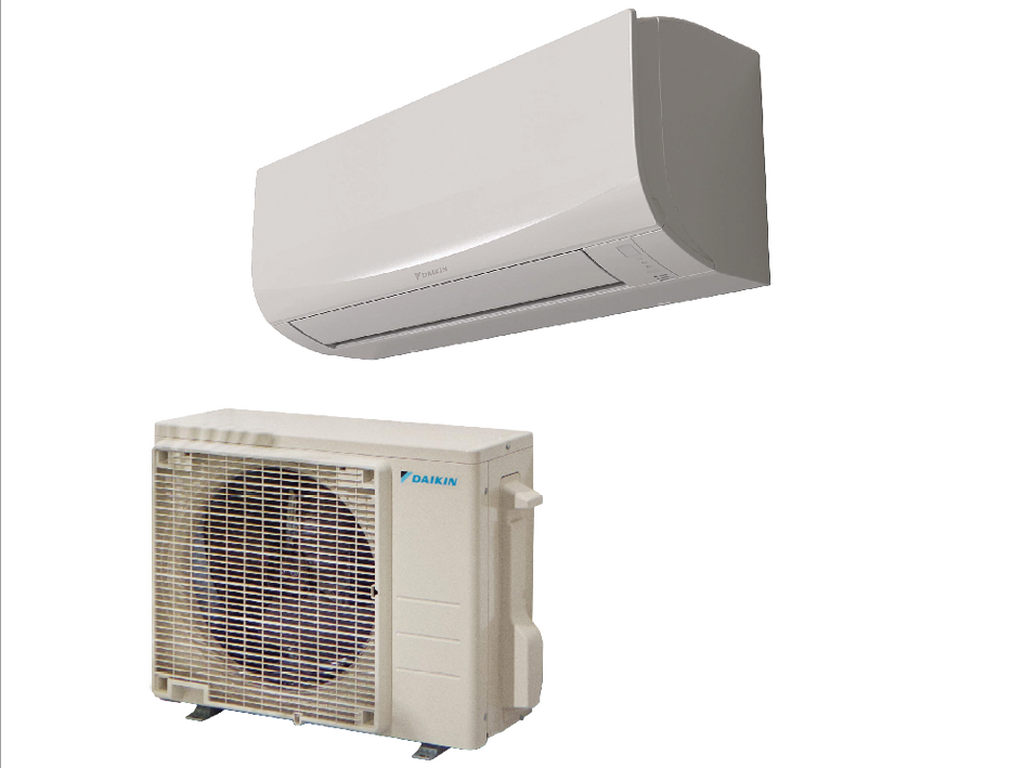 Set - Daikin split Sensira blanca con wifi TXF25