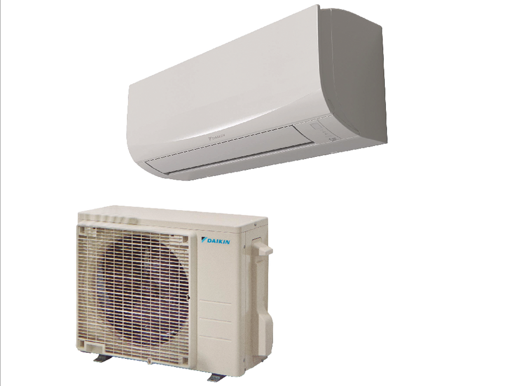 Set - Daikin split Sensira blanca con wifi TXF35
