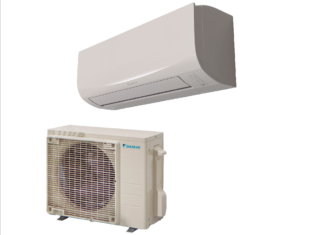Set - Daikin split Sensira blanca con wifi TXF42